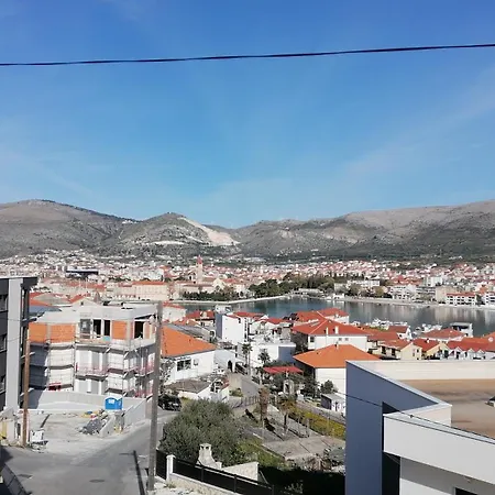 Kresimir Apartment Trogir