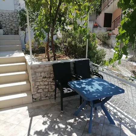 Kresimir * Trogir